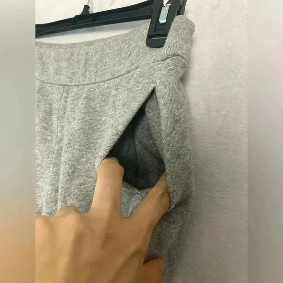 Soft surroundings gray capris size petite xsmall - Picture 4 of 12